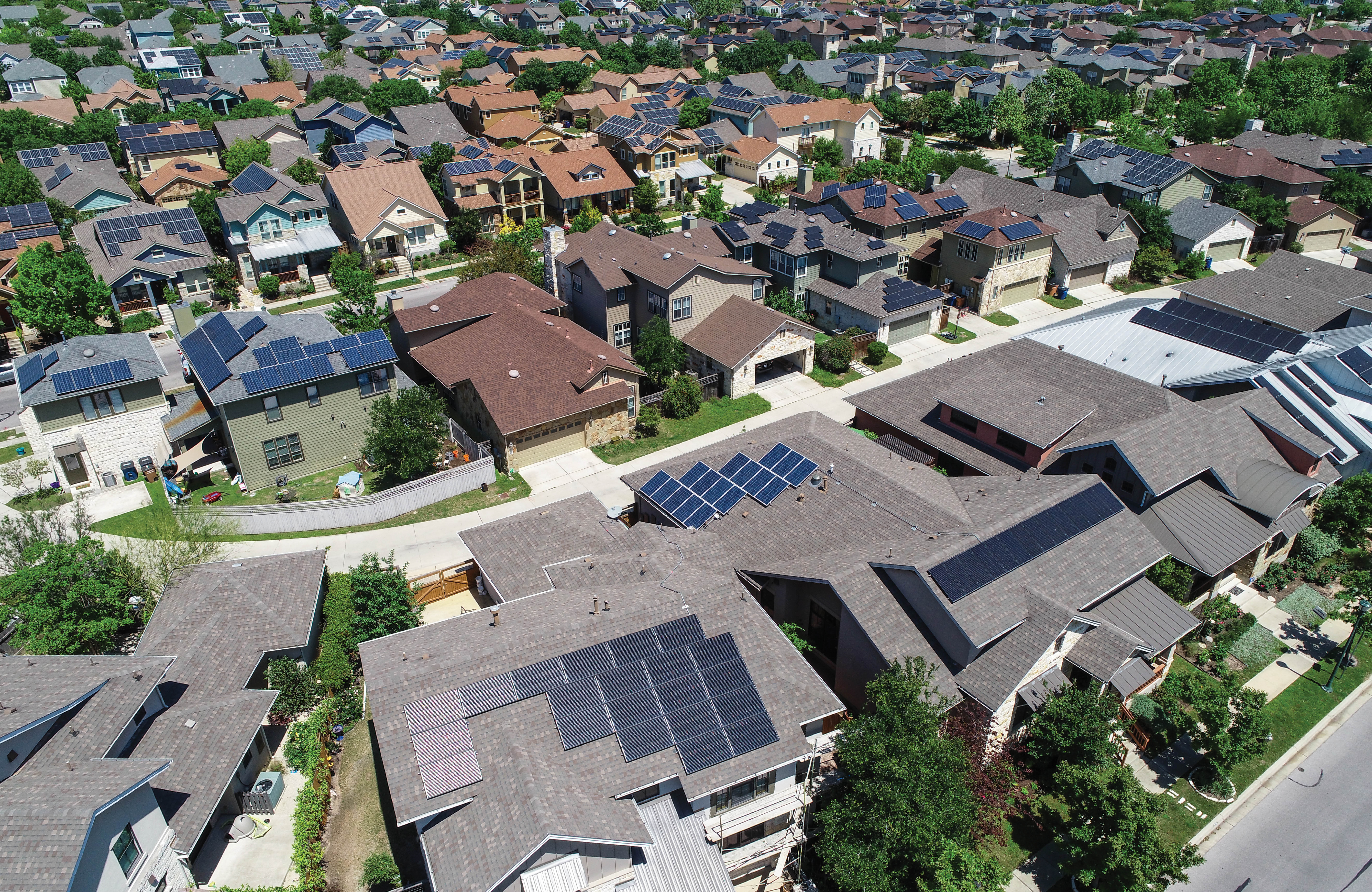 What You Should Know Before Installing Solar Panels or Buying a Solar-Powered Home 
